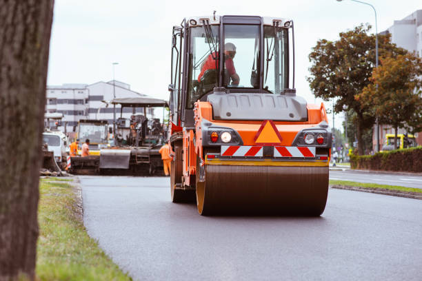 Best Driveway Paving Contractor  in Watertown, WI